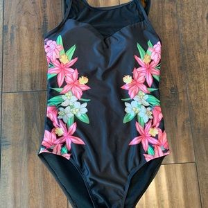 Nicole Miller swimsuit, worn twice, great condition